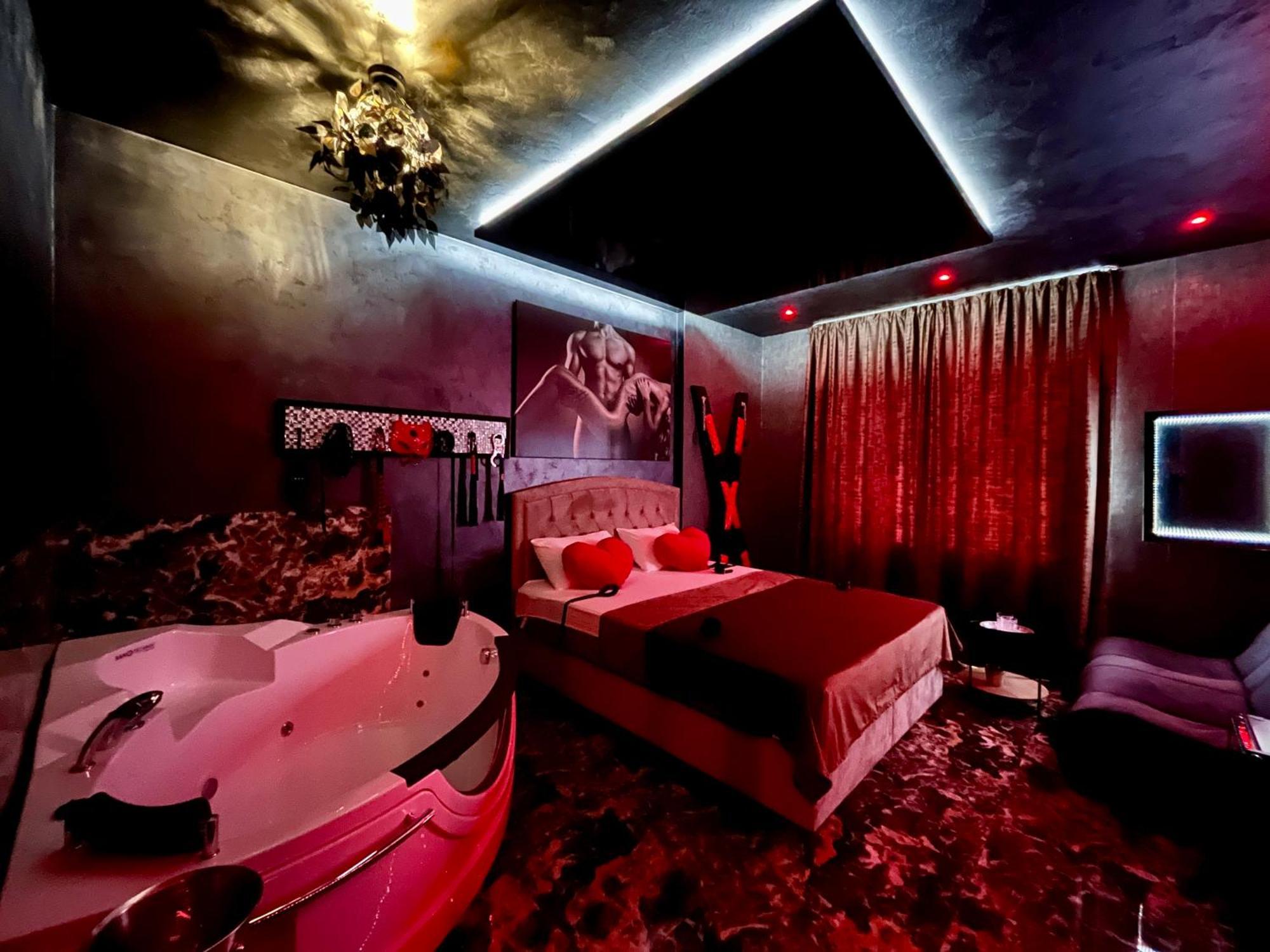 Love Room Βουκουρέστι Εξωτερικό φωτογραφία
