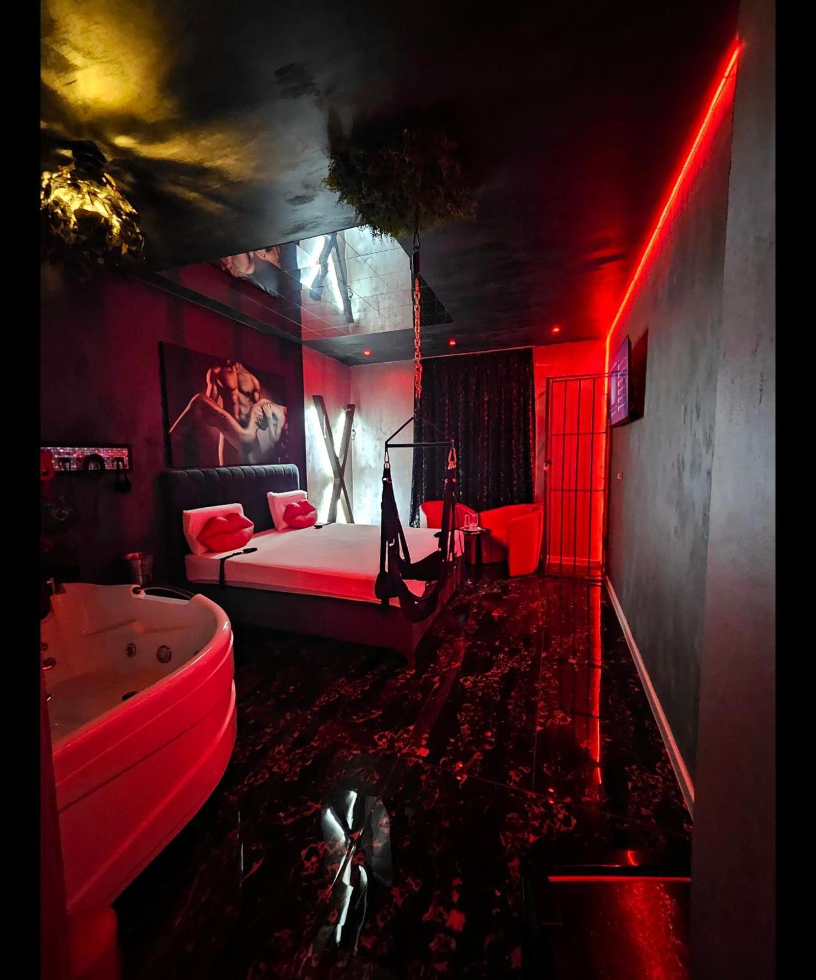 Love Room Βουκουρέστι Εξωτερικό φωτογραφία